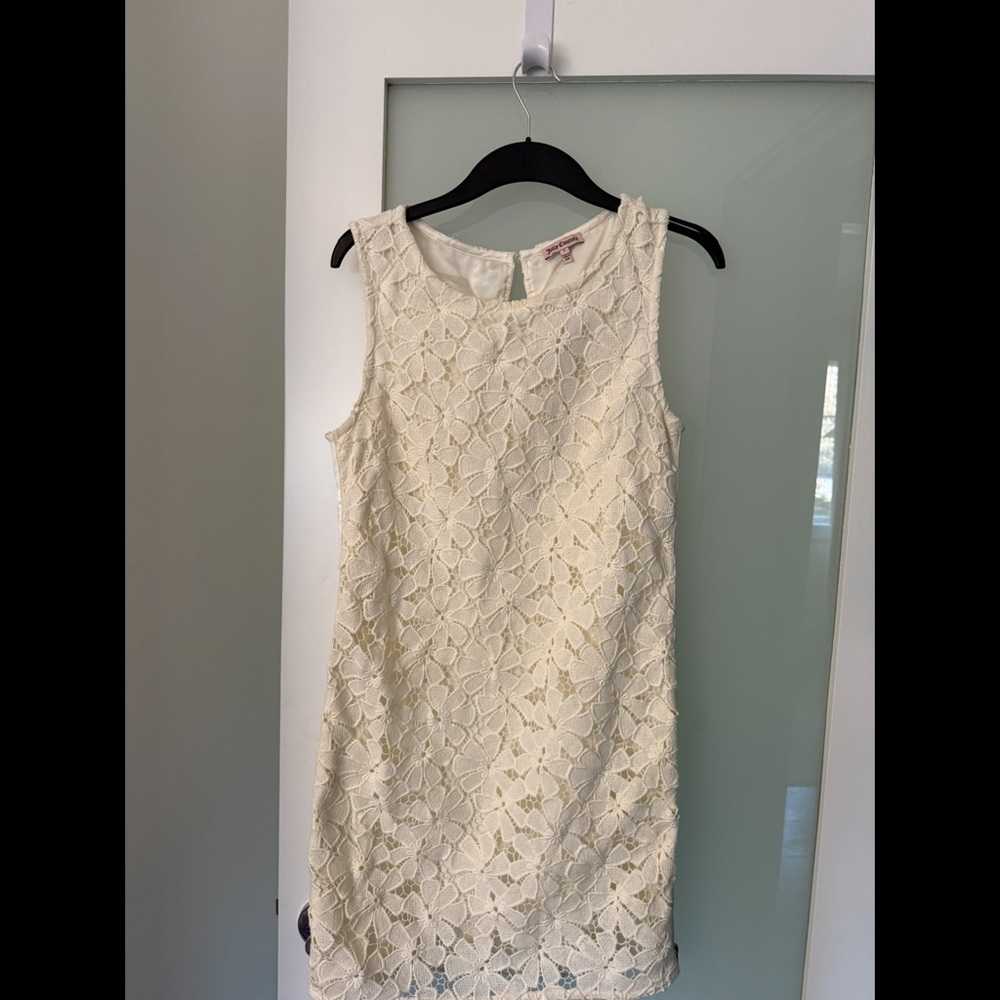 Juicy Couture Floral Lace Top in Cream